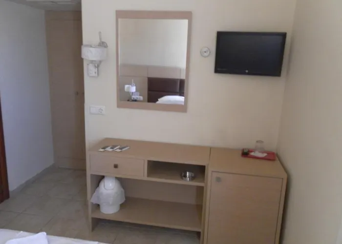 Hotel Esperia 2*