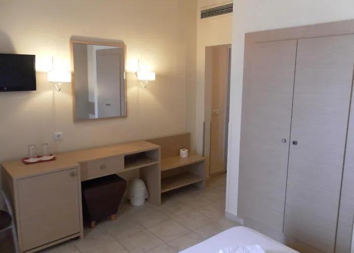 εσπέρια 2* Θεσσαλονίκη