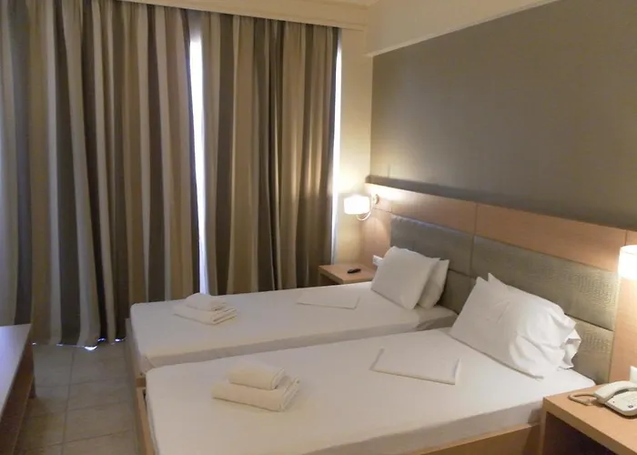 Esperia Hotel 2*